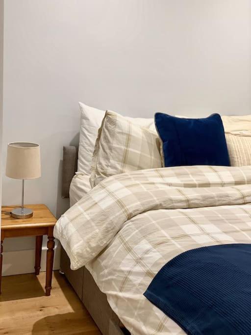 2Bdr Modern Apartment In Hammersmith West London Eksteriør bilde